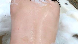 Amateur young teen solo masturbation on her livingroom