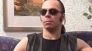 Sexy busty BBW is a good couple sex therapist - 1