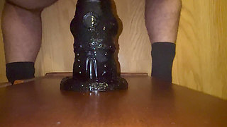 Lunch Break Hole Stretching