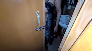 My Stepsister Was Taking a Shower with the Door Open and I Was Peeking in