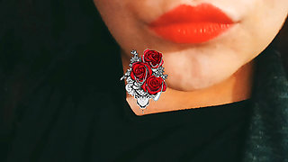 Sexy babe with red lipstick shows the boobs at night