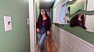 Wetting My Jeans Makes Me Squirt