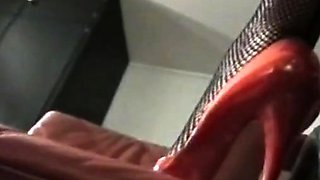 Vintage deutsche MILF mit groem Kitzler in Strmpfen