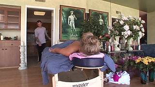 Dirty masseur gets off with his blonde client