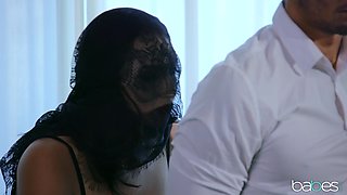 Bella Rolland's Bondage Mistress Play Ignites Deep Lust