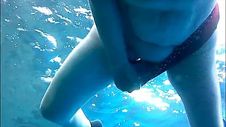 Huge natural tits and shaved pussy flashed underwater by hot granny MariaOld