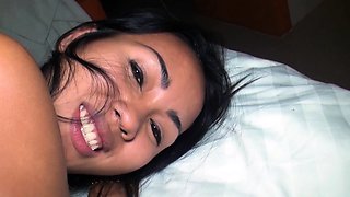 Amateur Thai slut wants to get pregnant