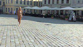 Horny Latina Voyeur Public Sex