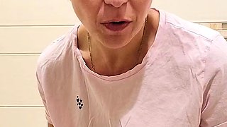 Hot Brunette mature Webcam Masturbation