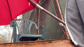 Pissing Pussy Hana Sexy in Cold Air Record Video Piss on the Fire Tank