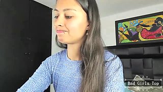 Skinny Small-Tits Latina Piercing Webcam Solo