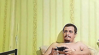 Step-stepsister's Challenge Beat the First Level of the Game