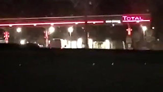 I love to piss outdoor