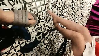Horny fat arab housewife fingered on amateur hidden cam