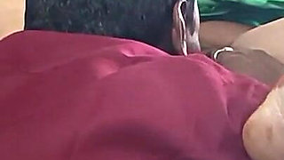 Desi Aunty Hot Fucking with Opposite Home Boy in Bed