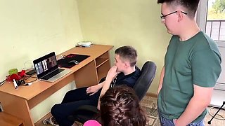 Hot Girl Fucked While Amateur Cuckold Sees Movie
