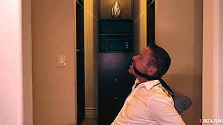 Luna Star's Wild Anal Passion Explodes in Sultry Hotel Heat