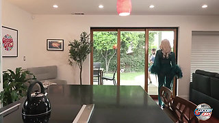 GROOBYGIRLS - Domino Presley Ended Up Fucking The Plumber