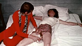 amateur stiefelschweine fingering herself on live webcam