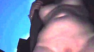 Juicy ass brunette camgirl fingering on webcam