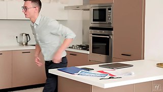 Stash and seek - s45:e2