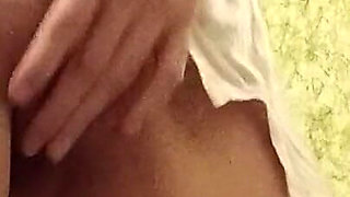 Quick Female Masturbation in Public Toilet