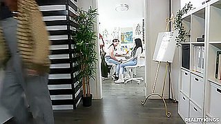 Alex Jones And Kira Noir In Art Class Pussy / 06.04.2024