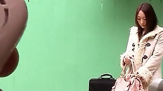 Japan Teen Himari Gives Caretaker Outdoor Blowjob