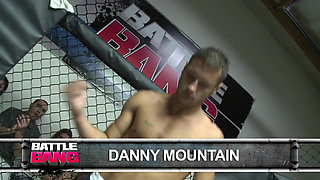 Deep screwed cooch of luscious teen cunt slit looks petite full of cum