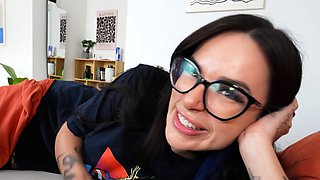 Sharing a bed with BIG TITTY GOTH GIRLS - Effy Cutie &