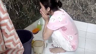 Kissing, 18 year old amateur, indian aunty sex