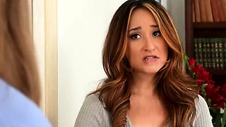 Kinky Patient Gets Nurse To Join