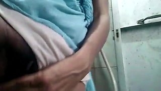 Indian Babe Showing Boobs with Masturbation