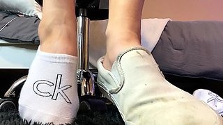 shoe play video