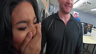 Bubble Butt Ebony Babe Fucks At The Laundromat With Jenna Foxx