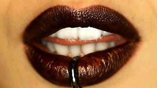 Sexy boss wants intern to satisfy her pussys well being