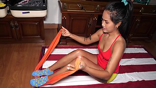 Sexy bubble butt Thai MILF wife works out on husband his cock