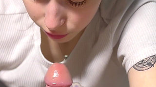 Morning Blowjob Is so Pleasing