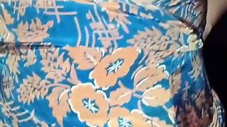 Hindi Sex - Squirting Her Pussy Swinging With Her Kimono Feels Sexy
