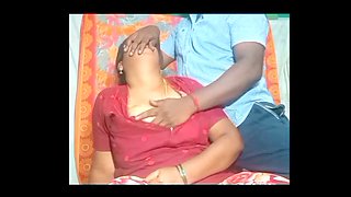 Tamil tutor Priyanka314 gets cozy with her student