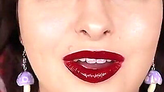 Edge for My Dark Lips