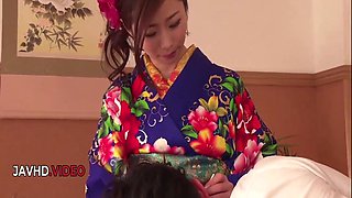 Ayumi Shinoda And Taro Tanaka In Seductive Asian Babe In Kimono Gives Steamy Japanese Blowjob Live On Camera