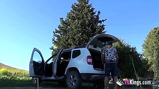 Amateur with Glasses Outdoor Blowjob Facial