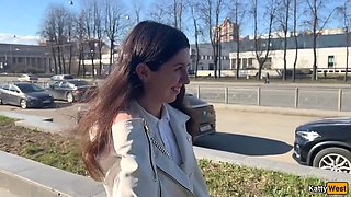 Big-Butt Brunette Takes Anal Pounding Outdoors First Morning
