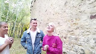 Blondie bobs as Dan and Dean plunge deep in hot reality session