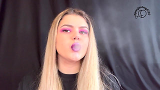 Velvet Vixen: Smoking Seduction