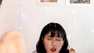 Asian slut fingers and toys with hitachi magic wand in hd
