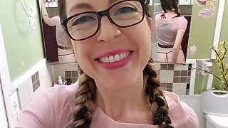 Ass Jiggling Video