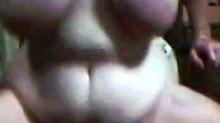 BBW Plays with Dildo on Webcam