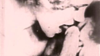 Amateur girlfriend threesome blowjob with cumshot